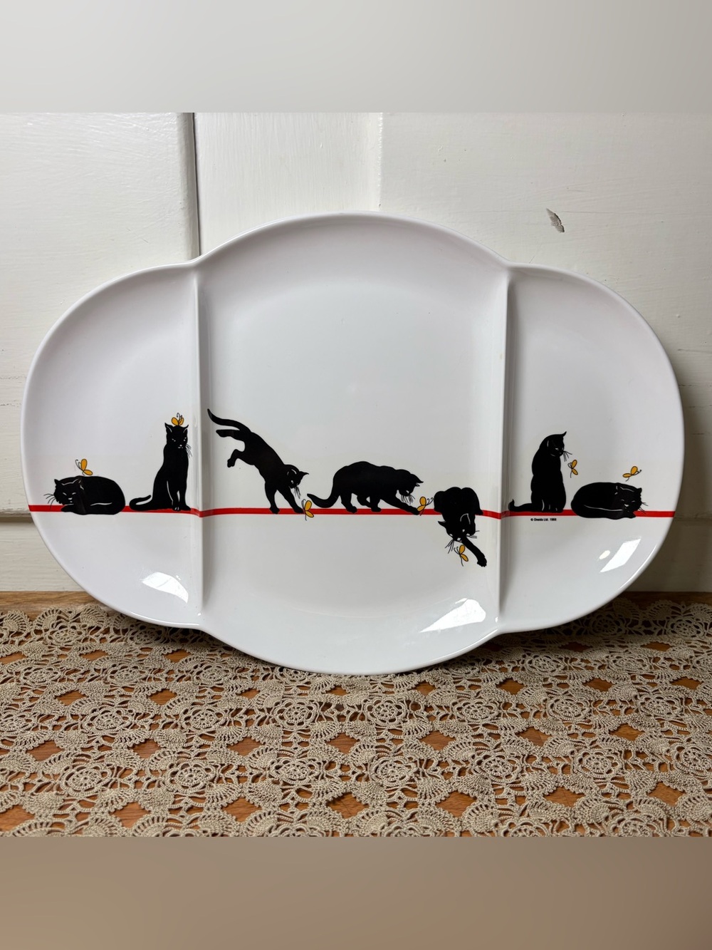 Vintage 80s Oneida Black Cat Butterfly Plastic Melamine Sectioned Tray